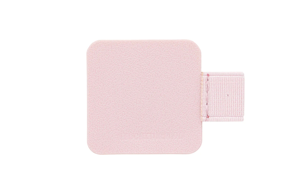 Leuchtturm1917 blush pen loop with pen inserted